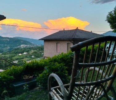 Rota d'Imagna Casa | Il Castello Di Venere