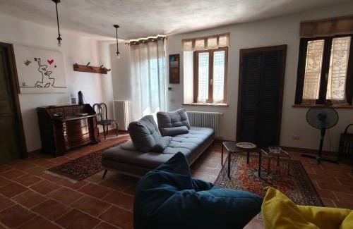 Camagna Monferrato Casa | Il CHIOSTRO oasi di pace con antica cantina nel cuore del Monferrato Unesco