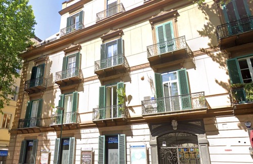 Vomero Apartamento | Il Giardinetto a Colori