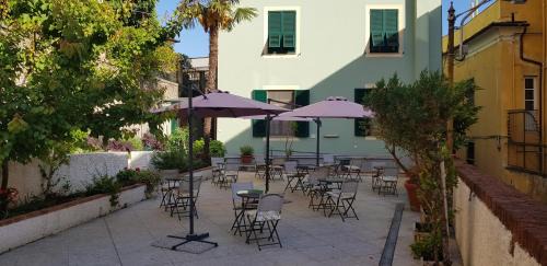 Castelletto Casa | Il Giardino dei Limoni Room & Apartments