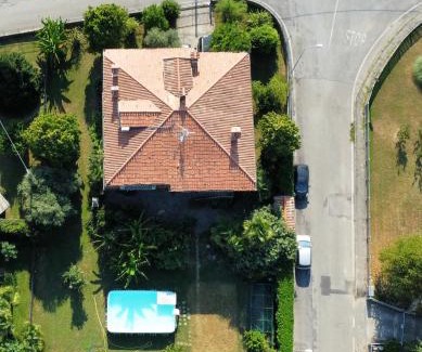Pontirolo Nuovo Casa | Il giardino di Emilia - Intero appartamento in villa con giardino privato e piscina estiva