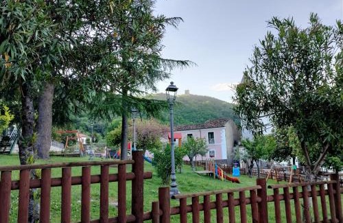 Raviscanina Cama Y Desayuno | Il giardino di Emilia