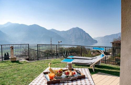 Costa Volpino Apartamento | Il Giardino di Laura