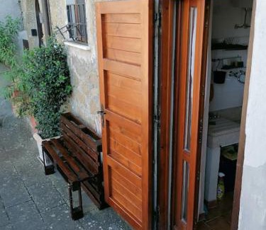 Ischia di Castro Casa | Il Giardino Segreto