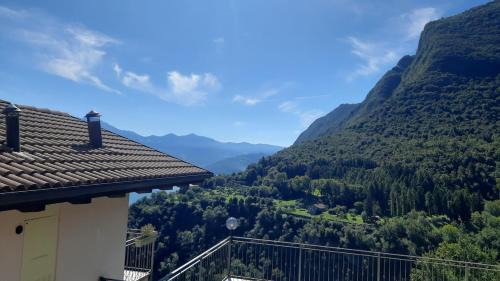 Fonteno Apartamento | Il Giardino vista lago