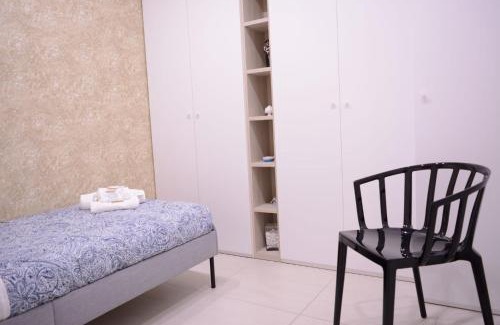 Adelfia Casa | Il Giglio Bianco