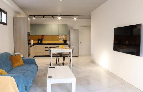 Tal-Ghoqod Apartamento | Il-Kantuniera, One Bedroom Ground Floor Maisonette in St Julians