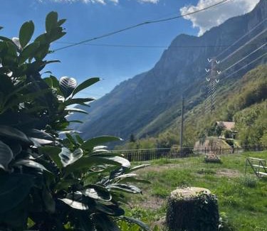Rogno Apartamento | Il NidO Dell ArTistA