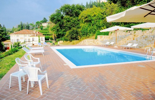 Colognola ai Colli Condominio | Il Nido, Ancient Venetian Villa with swimming pool, in a quiet tourist area of art