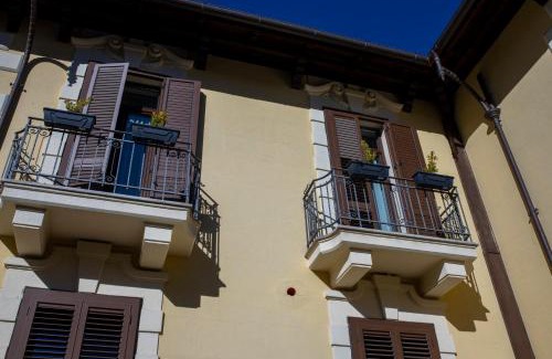 Cosenza Cama Y Desayuno | IL PALAZZO - Luxury Home & Event