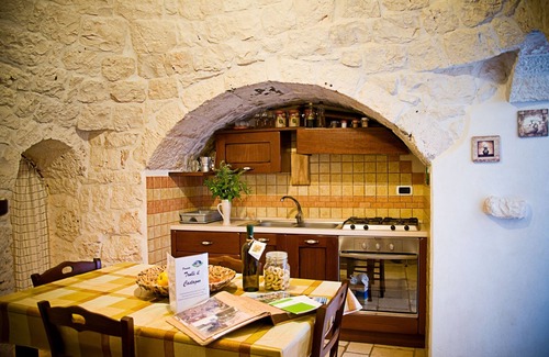 Martina Franca Casa | Il Panoramico: trullo house from the 1800s with a view of the vineyard and the Valle d'Itria