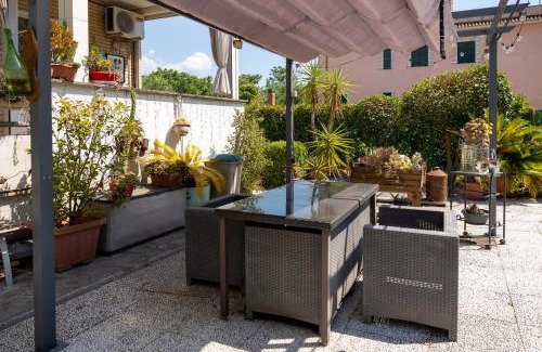 Quartiere XXIII Alessandrino Apartamento | Il pergolato