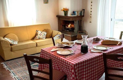 Torgiano Casa | Il Poggio Delle Ginestre