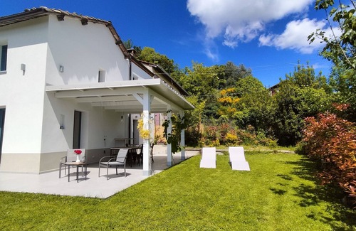 Castelletto Merli Apartamento | Il Portico nel Monferrato - Apartment with a view in a country house
