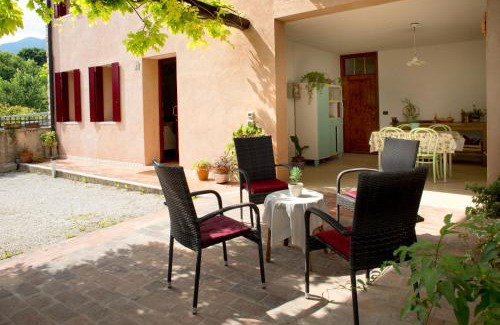 Crespano del Grappa Apartamento | IL PORTICO VERDE