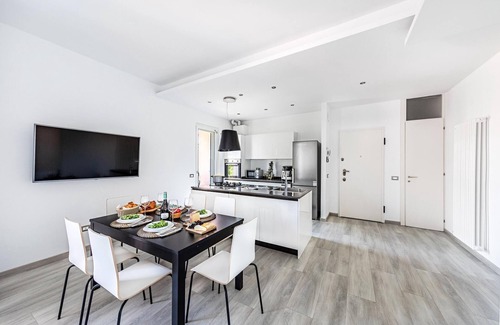 Colombare Apartamento | Il Quadrifoglio D4 con Piscina by Wonderful Italy