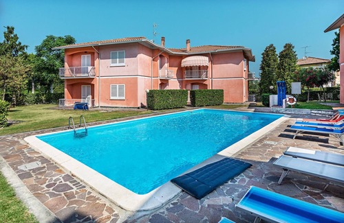 Colombare Apartamento | Il Quadrifoglio D4 con Piscina by Wonderful Italy