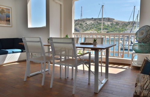 Les Iles Apartamento | T2 DE PIE CON TERRAZA Y BARBACOA EN LAS ISLAS FRÍAS