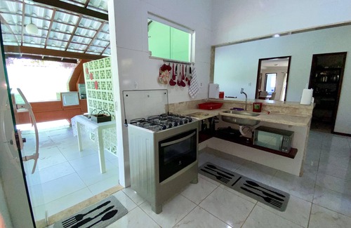 Barra do Gil Casa | Ilha de Itaparica - Large, airy 4-bedroom house in gated community