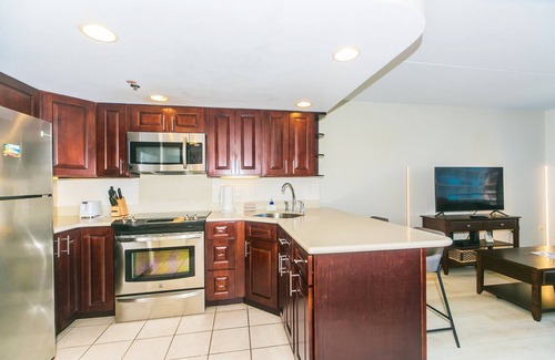 Waikiki Condominio | Ilikai 1 Bedroom Deluxe City View, a minutos de la playa!