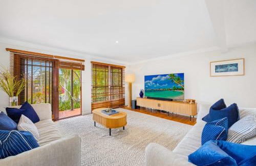 Camden Head Casa | Illalangi - views, pool, walk to beach