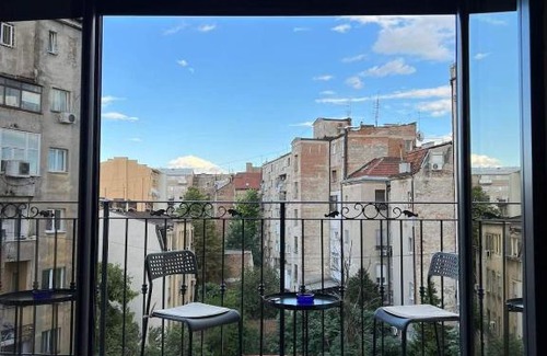 Vukov Spomenik Apartamento | Illy, new and modern studio with a beautiful view