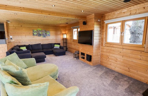 Louth Casa | iLodge Ultra