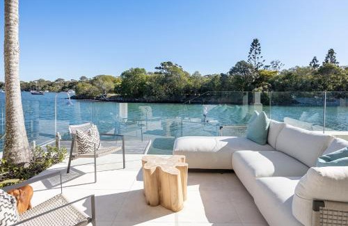 Noosa Heads Casa | Iluka, Luxurious Riverfront Retreat