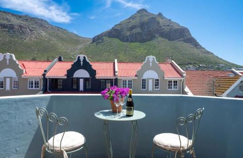 Muizenberg Casa | 'Imagine' - Surfers Corner Muizenberg Village