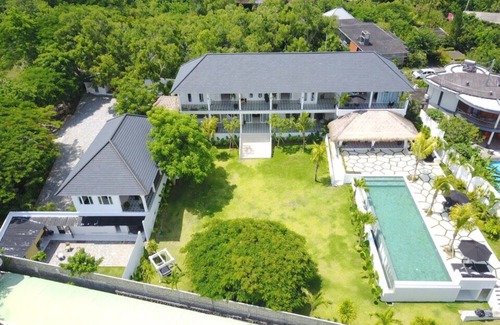 Pecatu Villa | Imagine Your Family Renting a Luxury 5 Bedroom Holiday Villa with Stunning Ocean Views