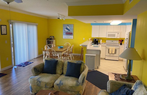 North Ocean City Condominio | Inmaculada 2 BR / 2BA Condo, a pasos de la playa y Northside Park en North OC