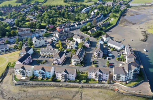 Newcastle Apartamento | Immaculate 3-bed Apartment in Dundrum Co Down