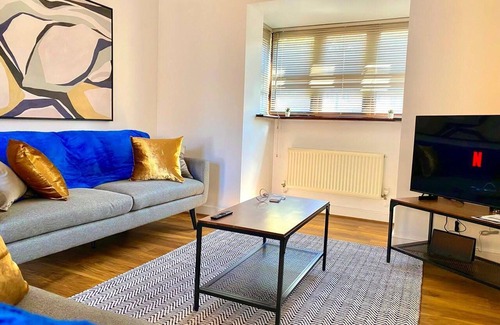 Milton Keynes Casa | Immaculate 3-bedroom House in Milton Keynes