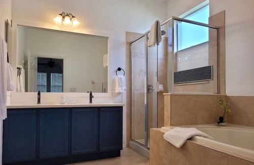 Trafalgar Village Casa | Immaculate 4 bed / 3 bath pool & spa home