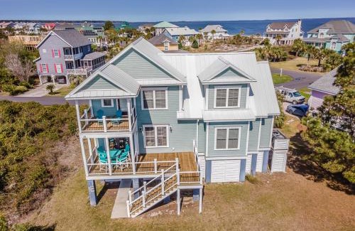 Beachwalk Casa | Immaculate Low Country Oasis on Harbor Island