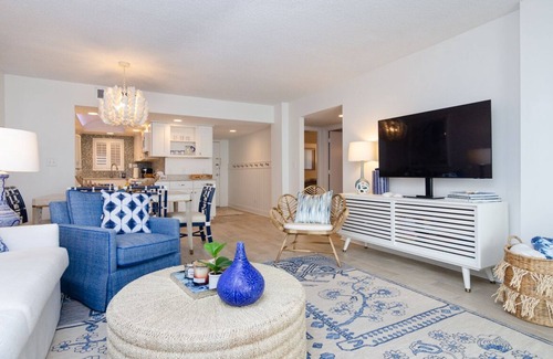 Wrightsville Beach Condominio | Immaculate ocean front condo in Station One!