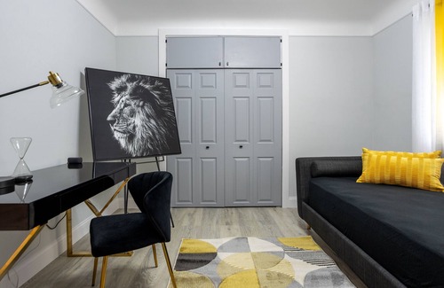 Redford Casa | Immaculate & Opulent: Your Luxe Home Base