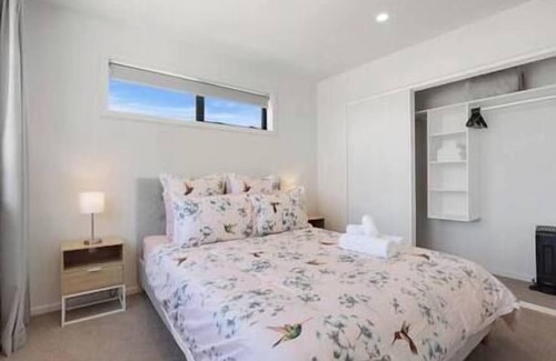 Linwood Apartamento | Immerse Yourself in Contemporary Retreat in CBD U2, Immerse Yourself in Contemporary Retreat in CBD