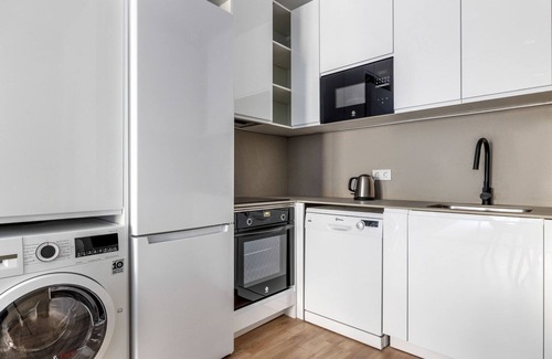 Salamanca Apartamento | Immpecable Salamanca 3BR, by Blueground