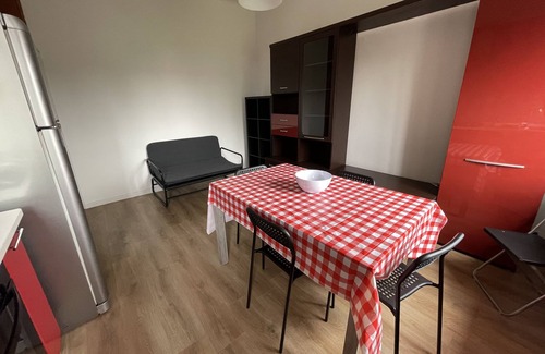 Villapizzone Casa | Impeccable 2-bed House in Milano up to 4 People