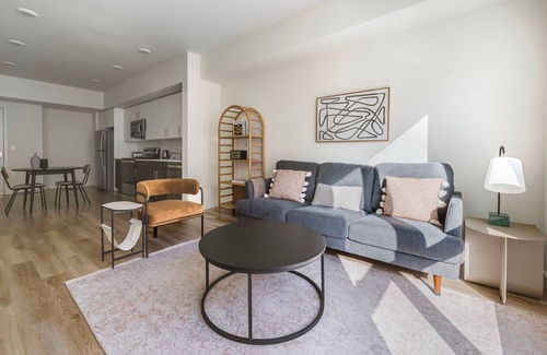 Hayward Apartamento | Impeccable Hayward 1BR w/ Pool, Grills, Parking & Gym, by Blueground