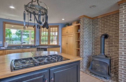 Camden Casa | Impeccable Home w/ Dock & Pool on Lake Wateree!