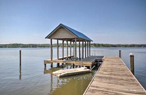 Camden Casa | Impeccable Home with Dock and Pool on Lake Wateree!