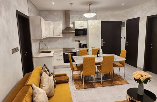 East Legon Apartamento | Impeccable Luxury 2bed apartmnt in Accra, Gym, Pool