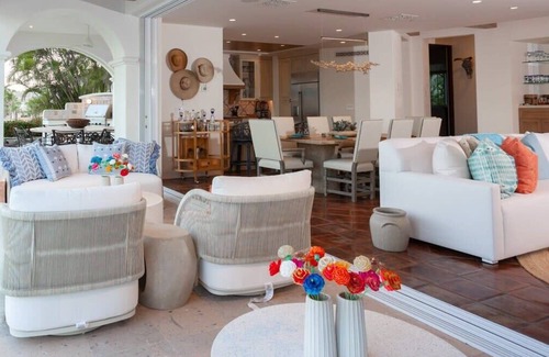 Palmilla Villa | Impeccably Remodeled Luxury Villa, just Steps from the Beach in Villas del Mar