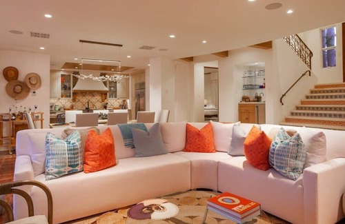 Palmilla Villa | Impeccably Remodeled Luxury Villa, just Steps from the Beach in Villas del Mar
