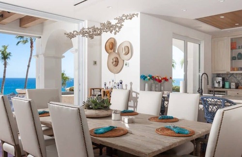 Palmilla Villa | Impeccably Remodeled Luxury Villa, just Steps from the Beach in Villas del Mar