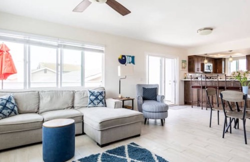 Imperial Beach Casa | Imperial Beach Home, 1 block to the beach