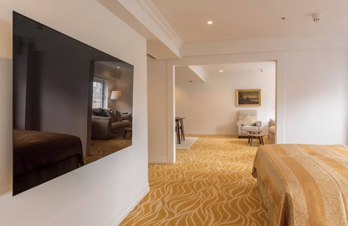 Minamisenba Hotel | Imperial Palace Suite Room only vs | Simple St / Osaka Ōsaka