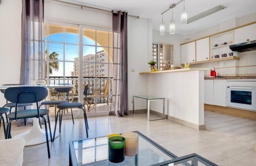 Carihuela Apartamento | Imperial Puerto 4B- Terraza, Piscina, a 200 m de la playa, Vistas al Mar
